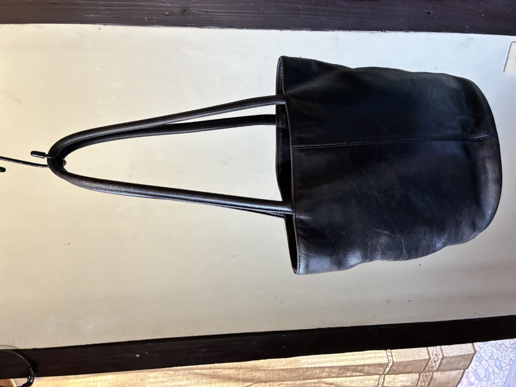 【熊本県宇土市】アニエスベーのトートバッグを染め直し！スレや色あせを「しっとりした黒」へ